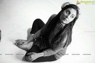 Bhanu Sri Mehra feet photo 12