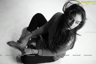 Bhanu Sri Mehra feet photo 10