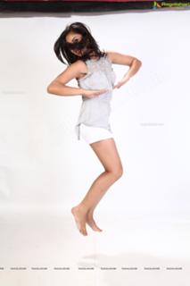 Bhanu Sri Mehra feet photo 8