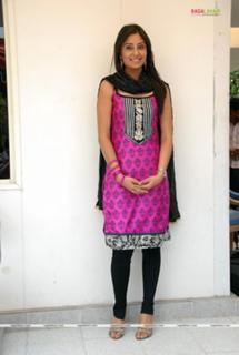 Bhanu Sri Mehra feet photo 11