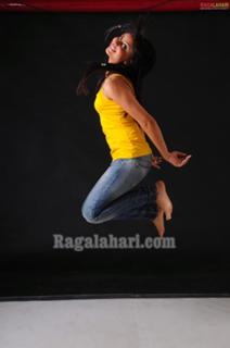 Bhanu Sri Mehra feet photo 17