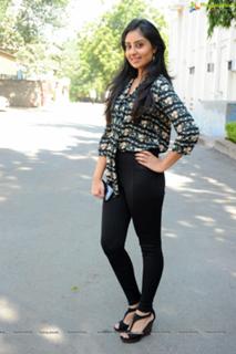 Bhanu Sri Mehra feet photo 9