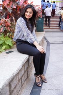 Bhanu Sri Mehra feet photo 7
