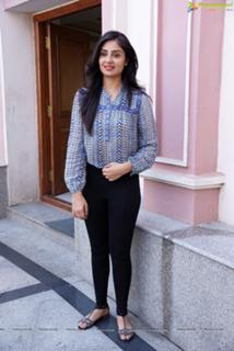 Bhanu Sri Mehra feet photo 3