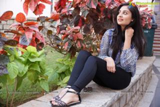 Bhanu Sri Mehra feet photo 1