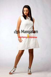 Bhavana feet photo thumbnail