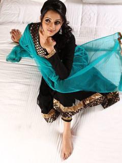 Bhavana feet photo thumbnail