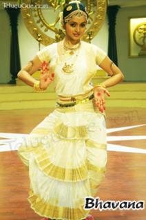 Bhavana feet photo thumbnail