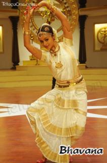 Bhavana feet photo thumbnail