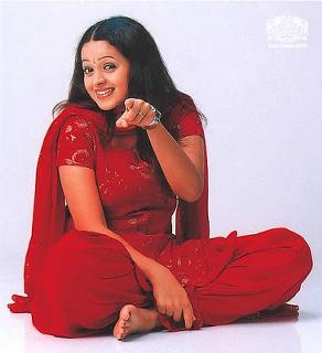 Bhavana feet photo thumbnail