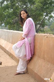 Bhavana feet photo thumbnail