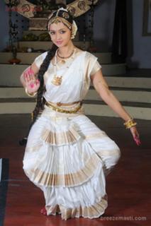 Bhavana feet photo thumbnail