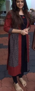 Bhavana feet photo thumbnail
