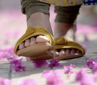 Bhavana feet photo thumbnail