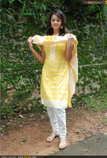 Bhavana feet photo thumbnail