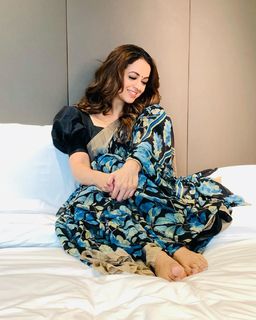 Bhavana feet photo thumbnail