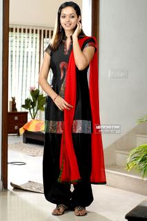 Bhavana feet photo thumbnail