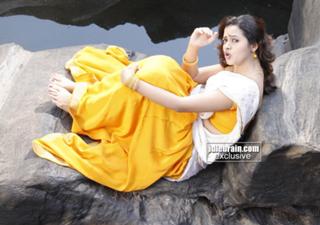 Bhavana feet photo thumbnail