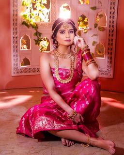 Bhavika Sharma feet photo 12