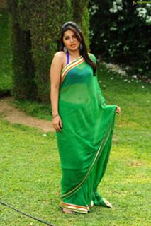 Bhoomika Chawla feet photo 14