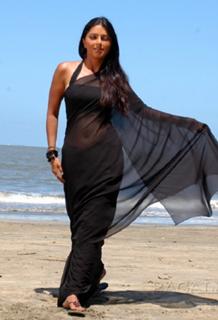 Bhoomika Chawla feet photo 8