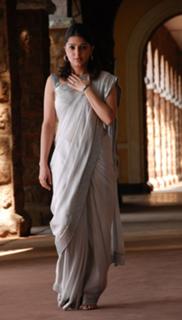 Bhoomika Chawla feet photo 15