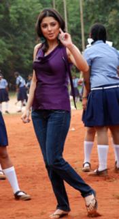 Bhoomika Chawla feet photo 11