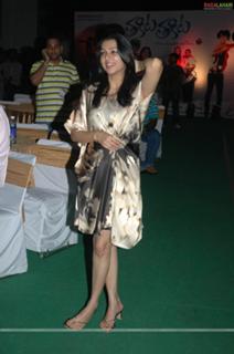 Bhoomika Chawla feet photo 6