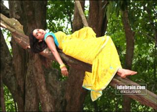 Bhoomika Chawla feet photo 6