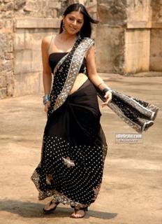 Bhoomika Chawla feet photo 20