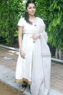 Bhoomika Chawla feet photo 13