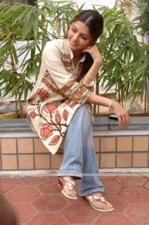 Bhoomika Chawla feet photo 11
