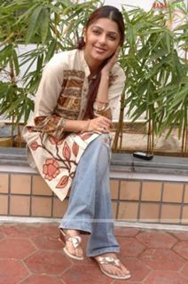 Bhoomika Chawla feet photo 8