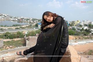 Bhoomika Chawla feet photo 3