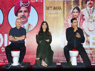 Bhumi Pednekar feet photo thumbnail