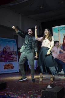 Bhumi Pednekar feet photo thumbnail