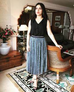 Bhumi Pednekar feet photo thumbnail