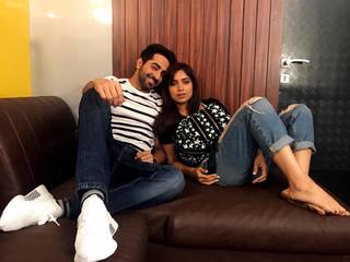 Bhumi Pednekar feet photo thumbnail