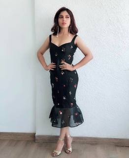 Bhumi Pednekar feet photo thumbnail