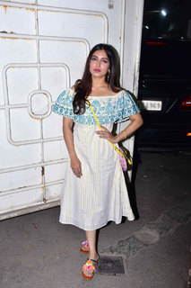 Bhumi Pednekar feet photo thumbnail