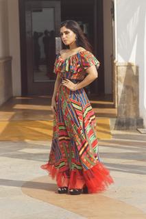 Bhumi Pednekar feet photo thumbnail