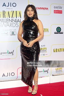 Bhumi Pednekar feet photo thumbnail