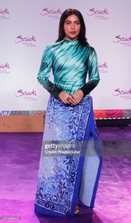 Bhumi Pednekar feet photo thumbnail