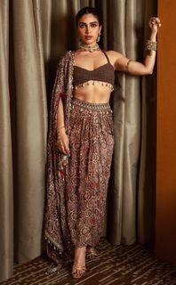 Bhumi Pednekar feet photo thumbnail