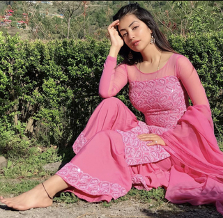Bhumika Sharma feet photo 9