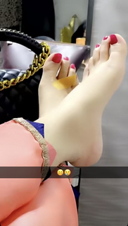 Bhumika Sharma feet photo 12
