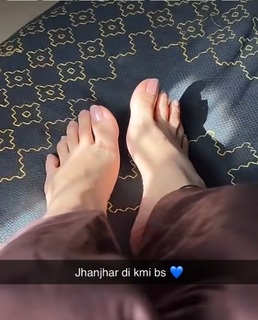Bhumika Sharma feet photo 9