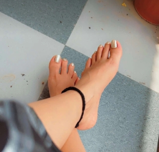 Bhumika Sharma feet photo 16