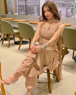 Bhumika Sharma feet photo 16