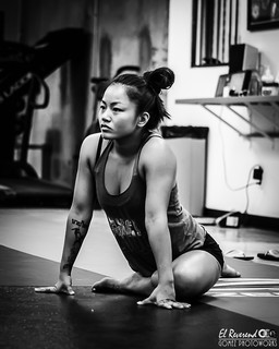 Bi Nguyen feet photo 11